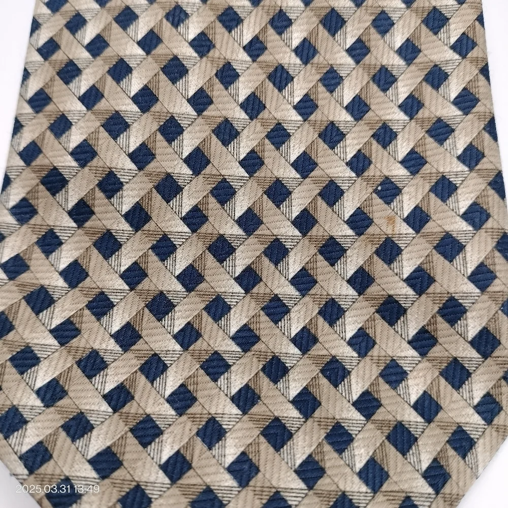 Luigi Valentino Men's Necktie Geometric Weave Patterned Tie Classic Luxury